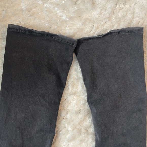 Seven7 Rocker Bootcut Rhinestone Jeans - Picture 10 of 10